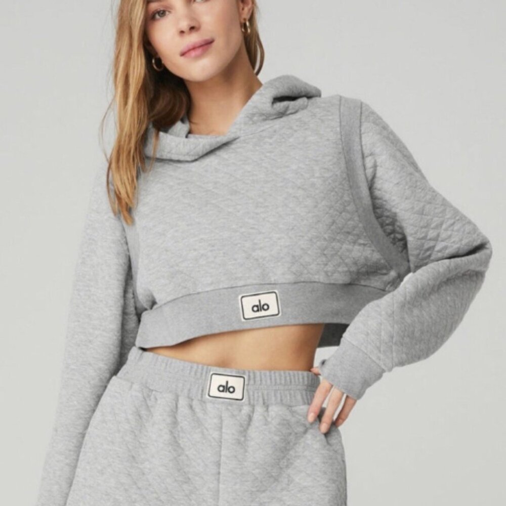 Alo Quilted Cropped Arena Hoodie Heather Grey SMALL